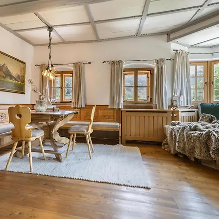 Bauernhaus-schloss Wagrain エープス