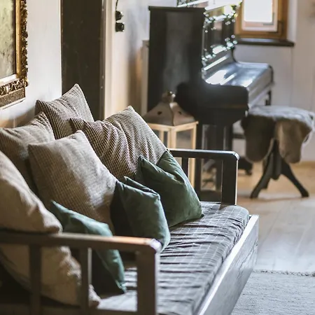 Bauernhaus-schloss Wagrain カントリーハウス エープス