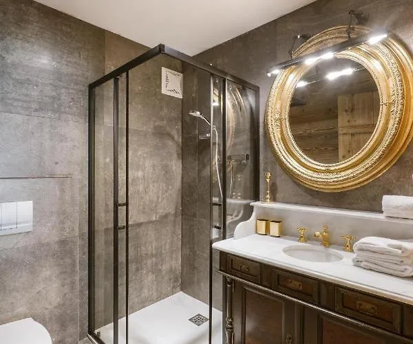 Bauernhaus-schloss Wagrain ابسي